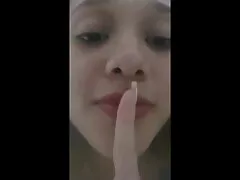 الاباحية مع زميل المسافر في الهواء النقي في فلام فرنسي سكسي الجبال