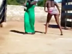 استغرق الحلمة ديك فلام سكسي قوي الدهون في فمها