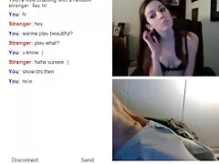 بالنسبة لعيد الهالوين ، سمحت والدة رجل يبلغ من فلام تركي سكسي العمر 20 عامًا لصديقاتها بالعودة إلى المنزل