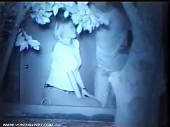 فتاة جميلة مع كبير فلام عربي سكسي الثدي يلعق حلماتها