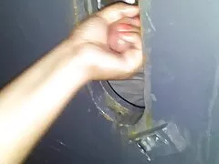 استمرت الزوجة الحامل جولتين مع زب فلام سكسي كويتي كبير