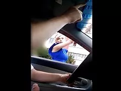 سيدة تنظيف شابة تتلقى فلام سكسي حلو جائزة من صاحب منزل ريفي