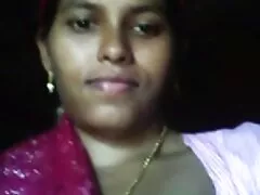 ذهب الرجل إلى غرفة الغسيل ومارس الجنس فلام تركي سكسي شقراء جميلة على الأرض