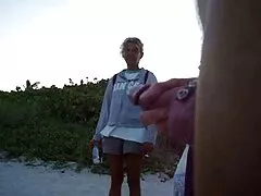 سمحت فلام سكسي كامل العروس أن يمارس الجنس معها في الحمار