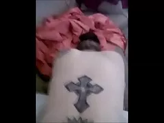 فيديو فلام سكسي اجنبي منزلي. زوجة مفلس مع الحمار الكمال